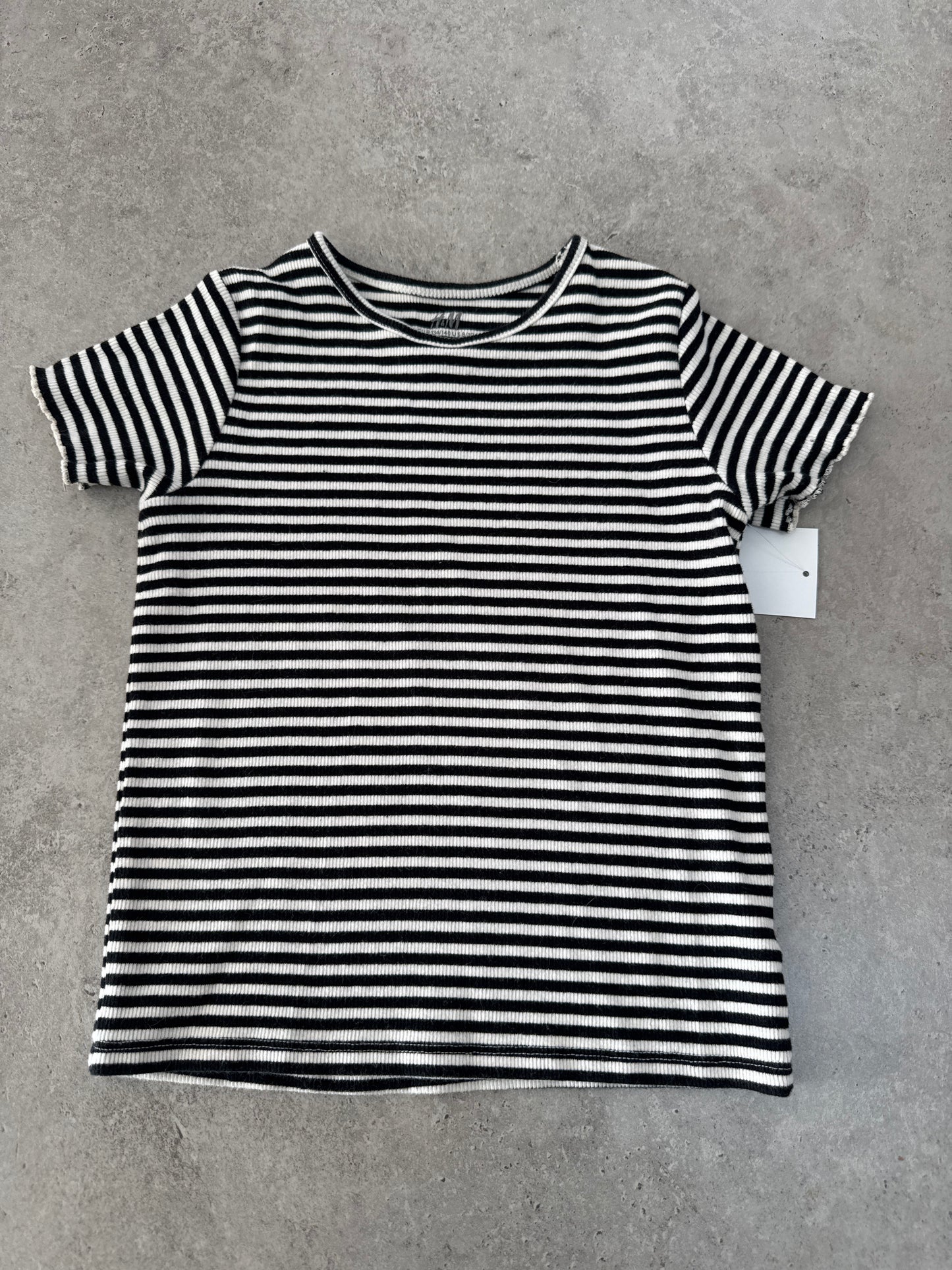 H& M black and white striped ribbed short-sleeve T-shirt