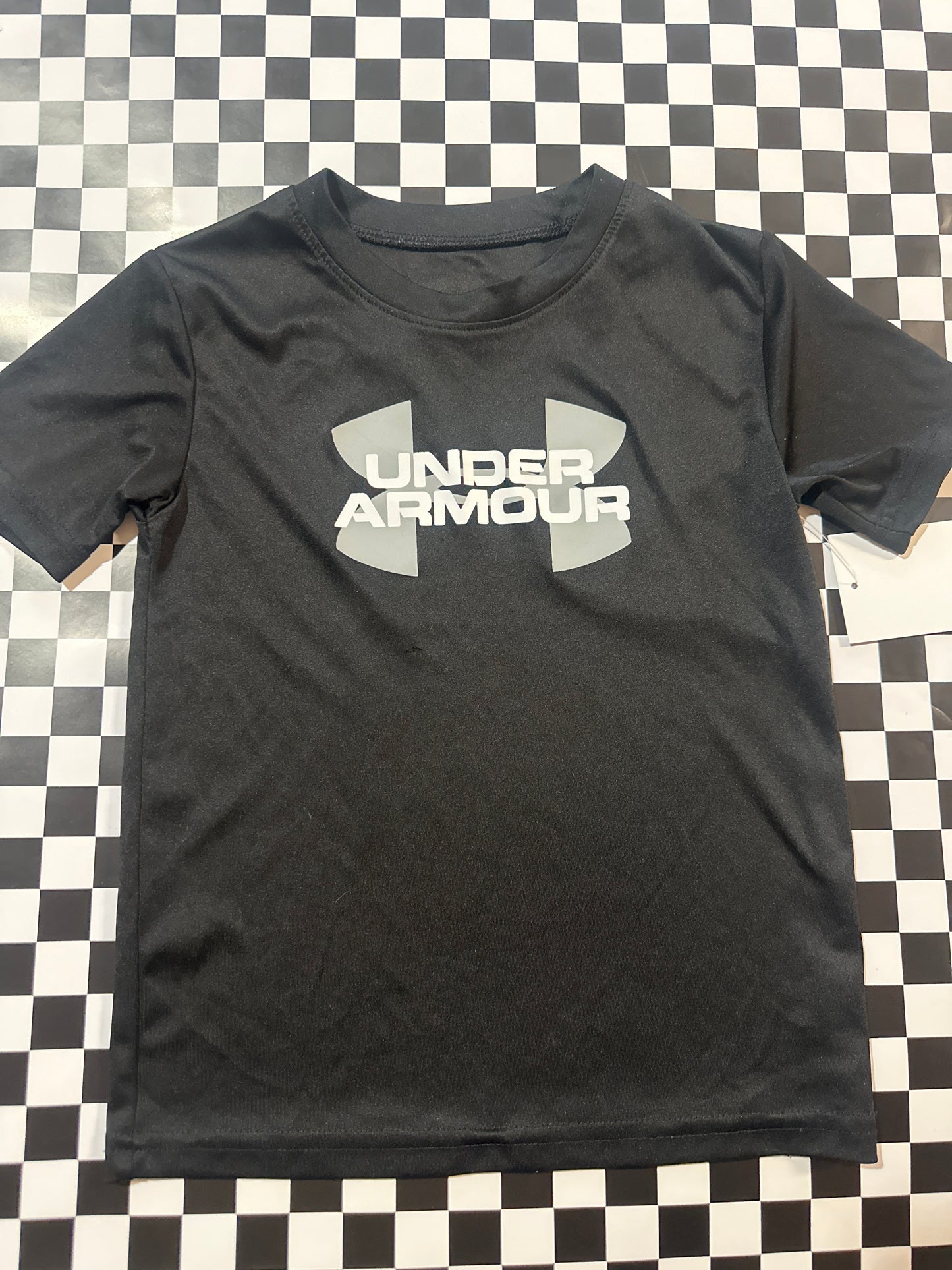 Under Armour athletic shirt size 5 black