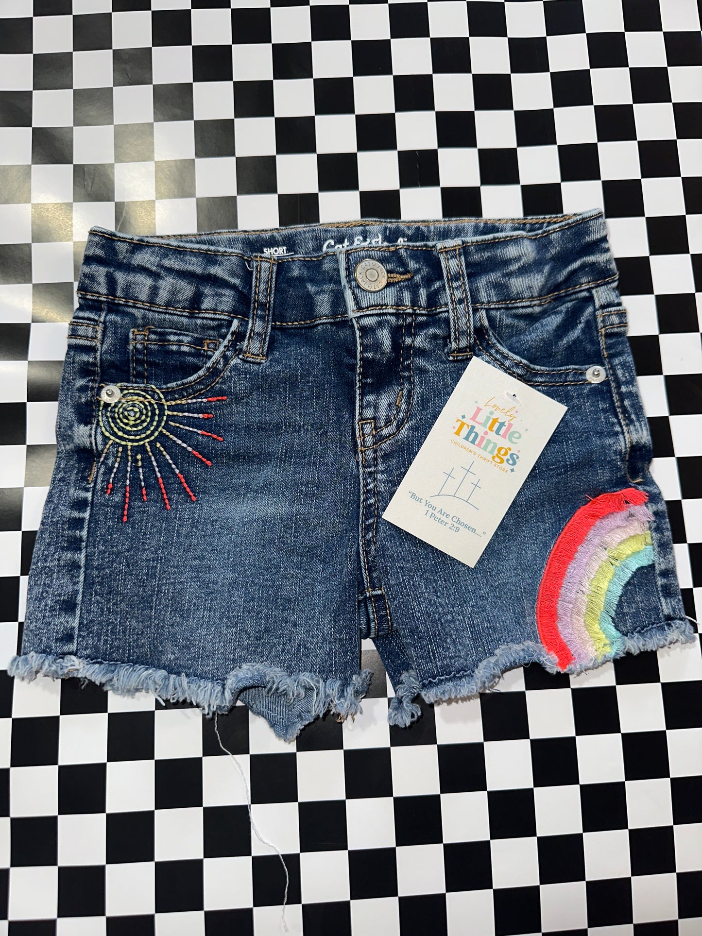 Cat&Jack girls rainbow and sun jean shorts size 4/5