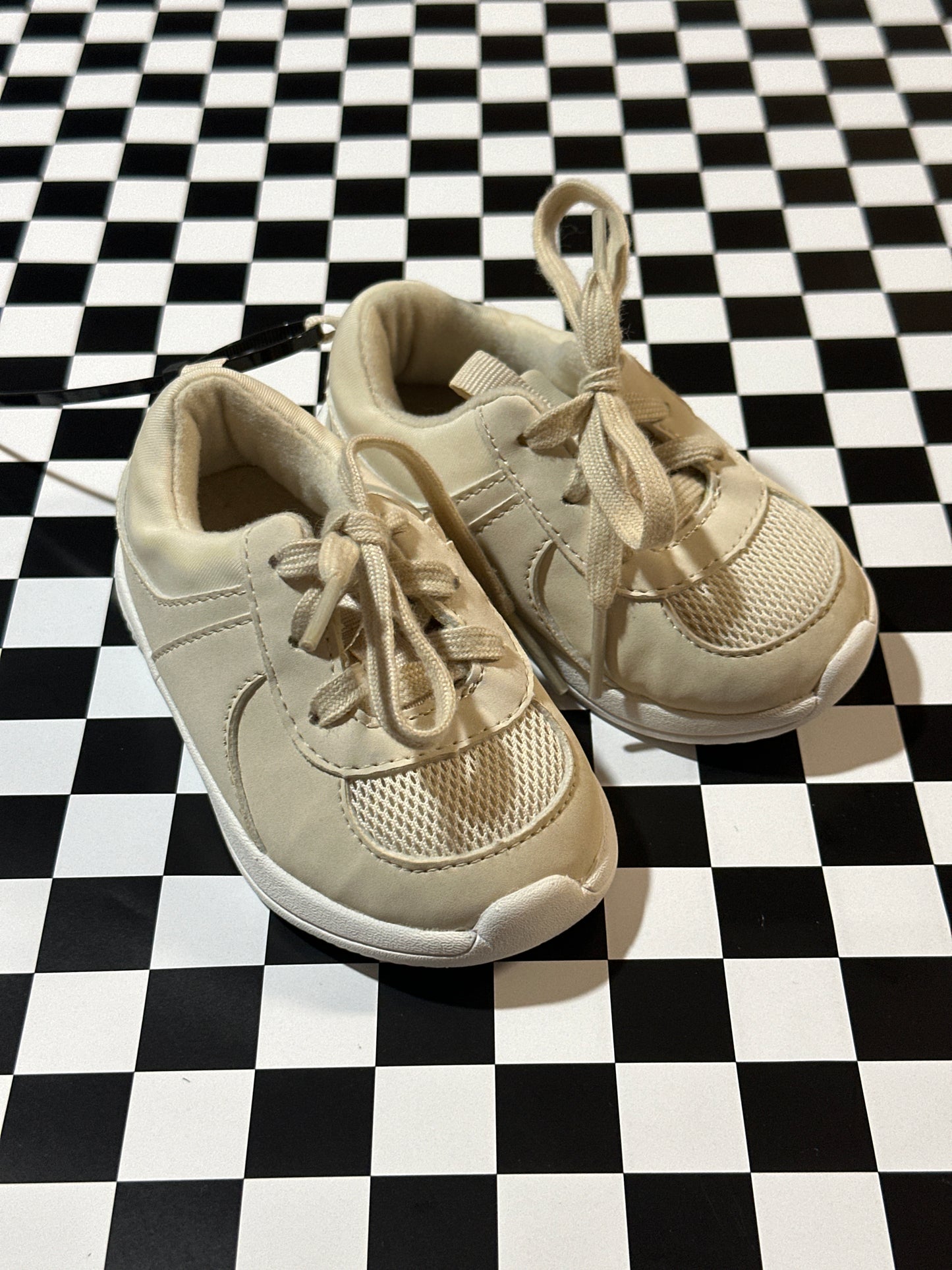 Baby Gap Beige shoes size 18-24 months