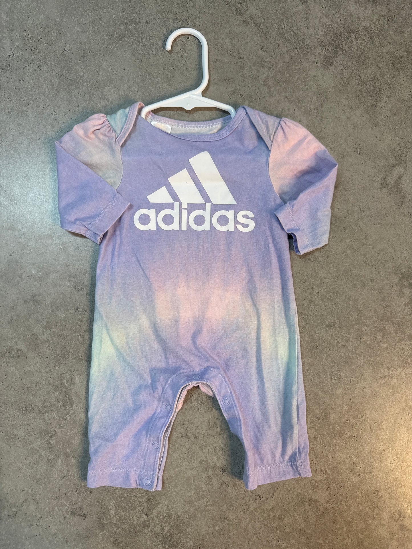 Adidas’s bodysuit 3 m