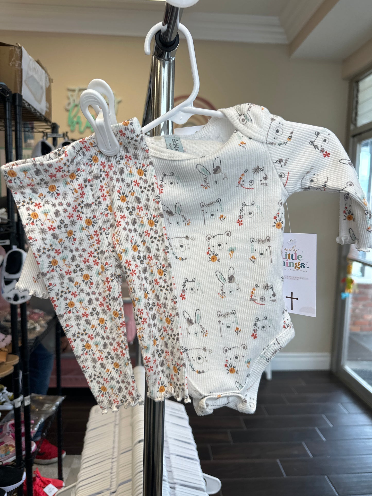 Llama 2 pc set bodysuit charlotte and star