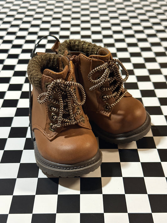 WN girl glitter brown boots size 2
