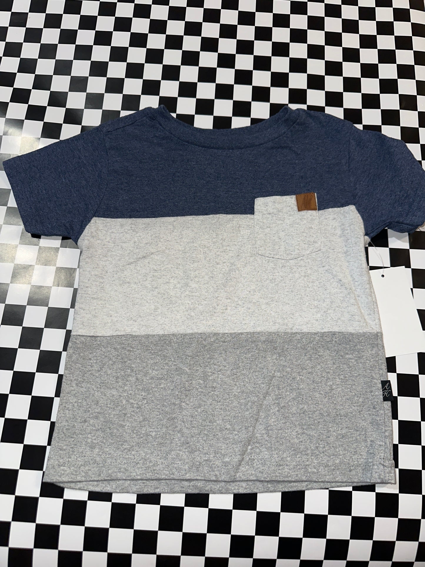 American Hawk Boys 3tone shirt size 4T