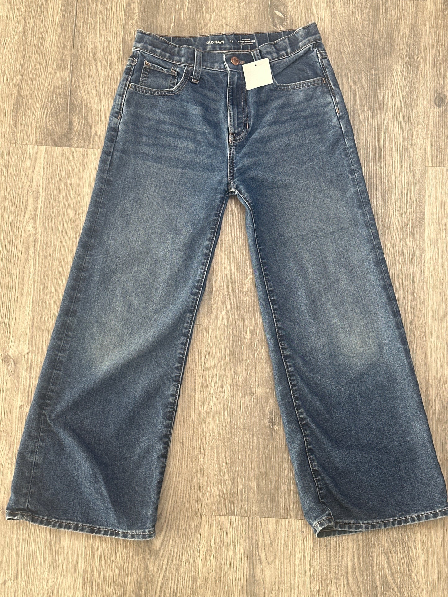 Old Navy Extra High-Waisted Medium-Wash Cut-Off Wide-Leg Jeans