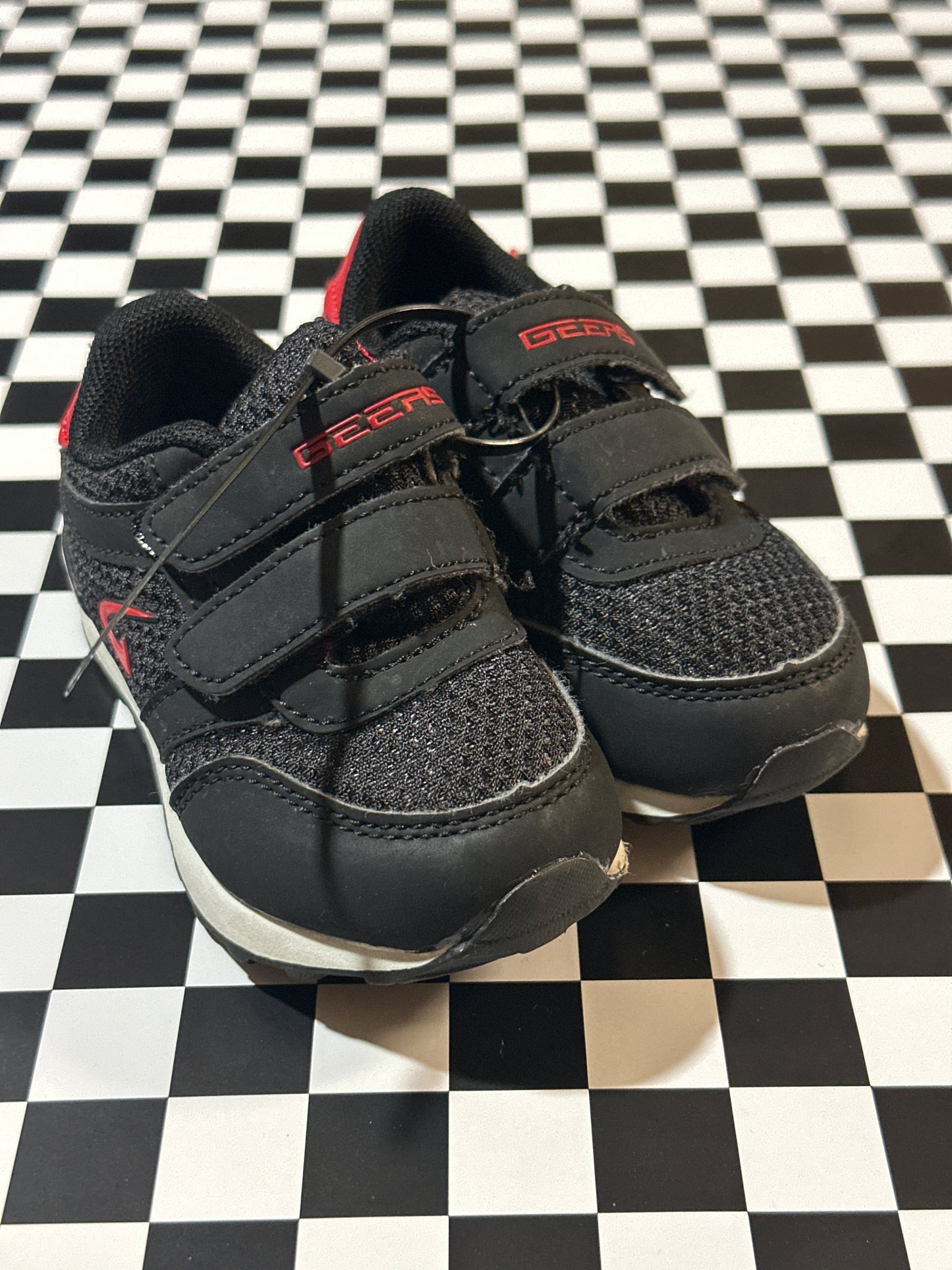 Greer toddler shoe size 6
