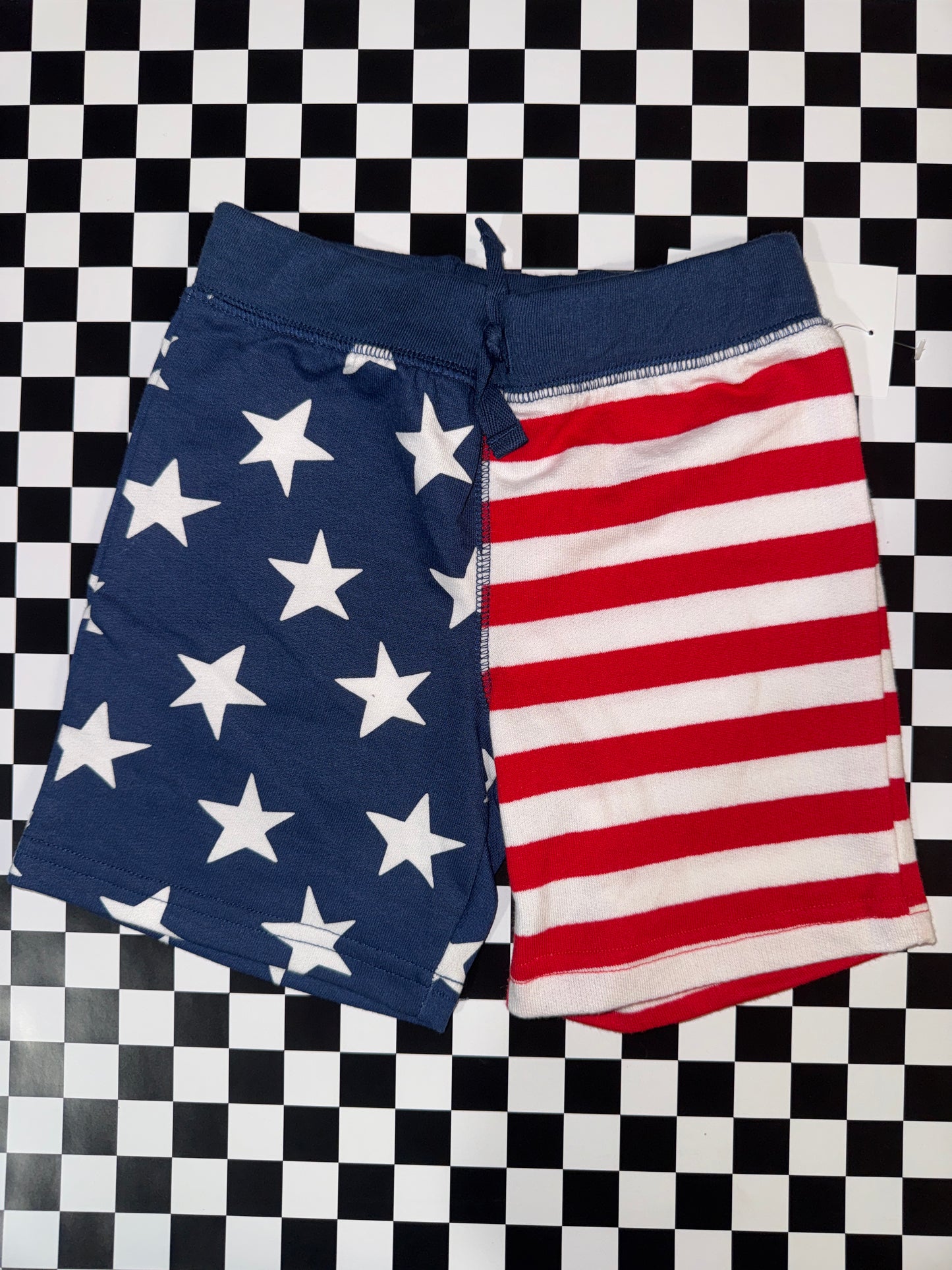 Carters 4th of July shorts 2T