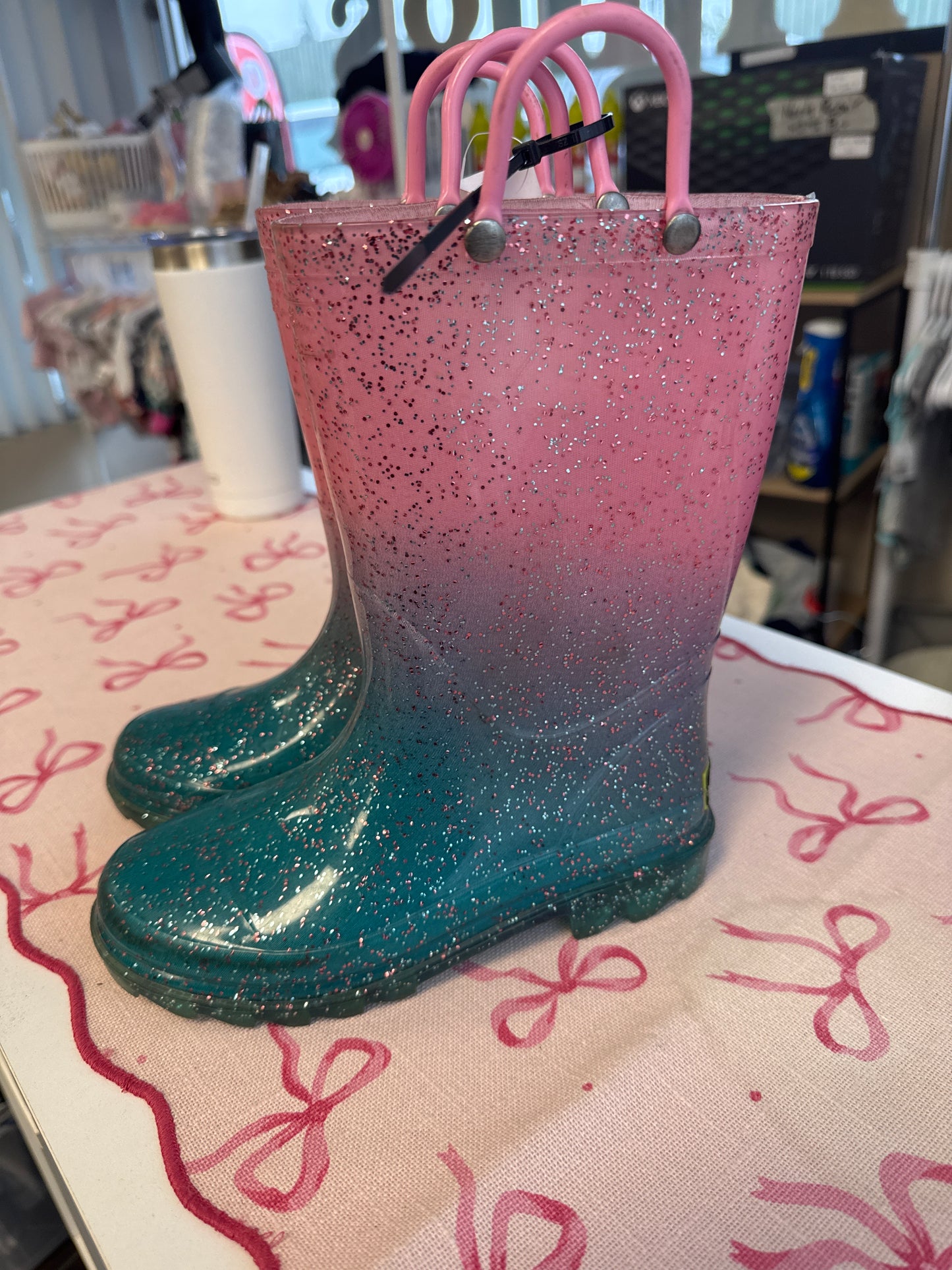 Western  Chief ombré rain boots 13/1
