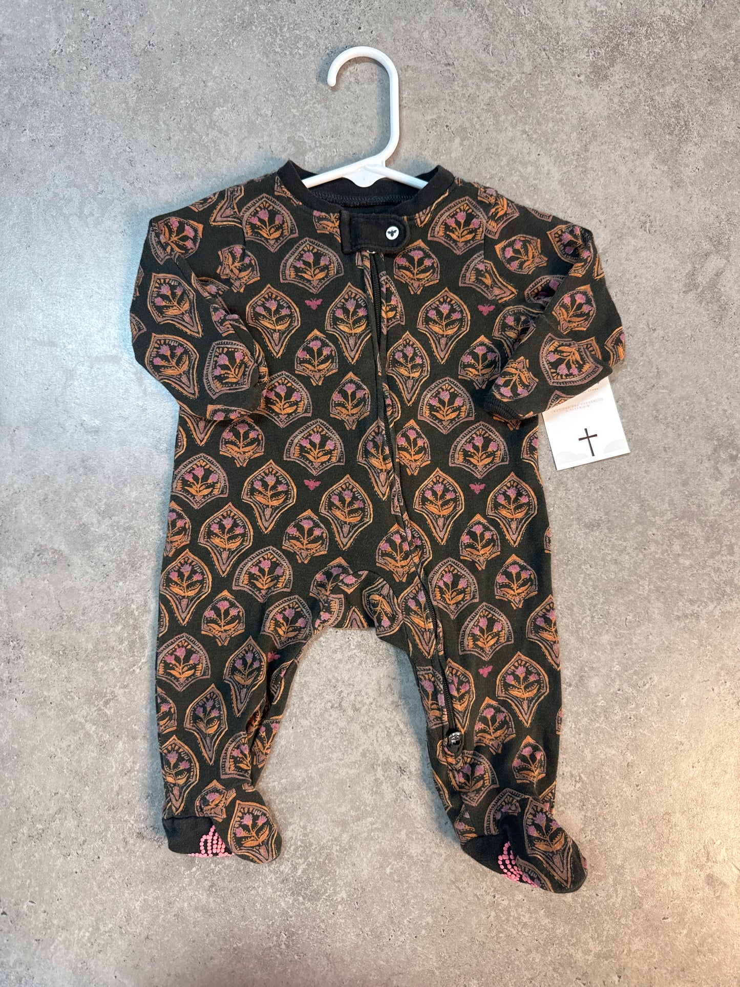 0-3 Burt’s bees sleeper