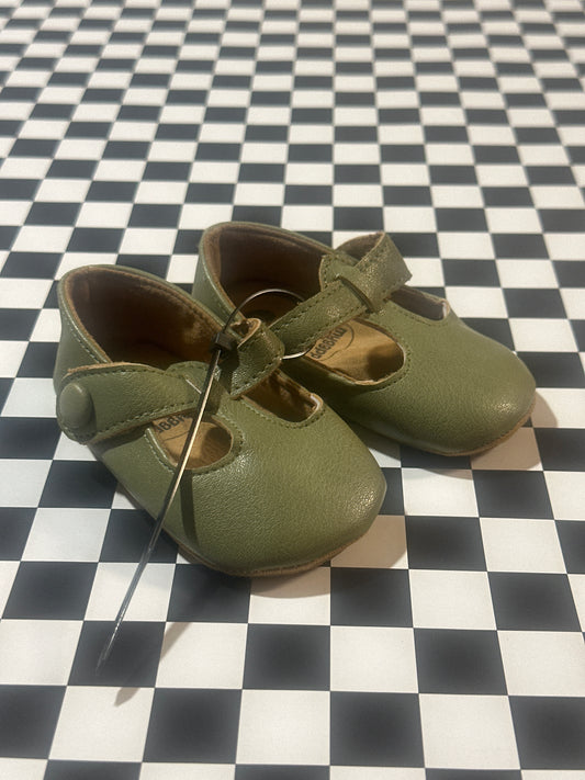 Green Toddler slip-on shoes size 12