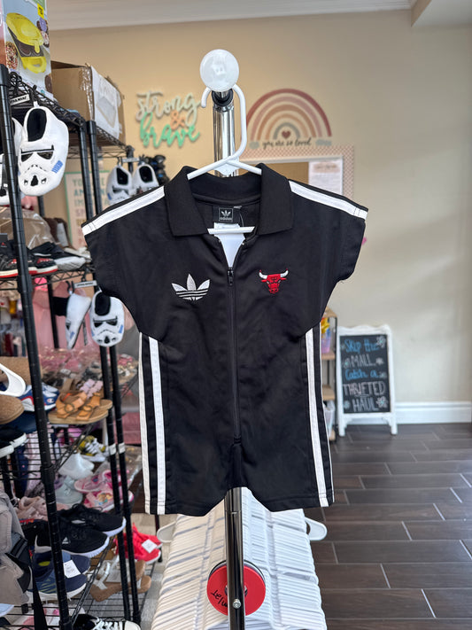 Adidas Chicago Bulls baby romper 3-6
