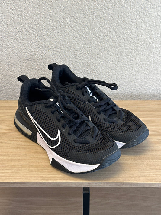 Nike Men's Air Max shoes size 8