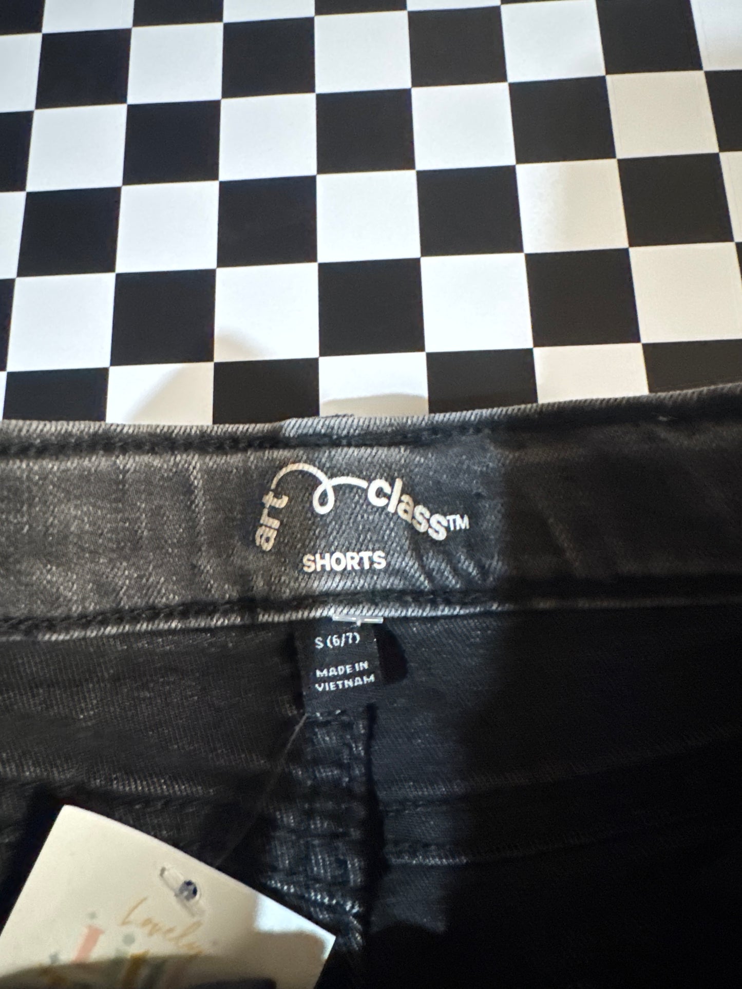 Art Class black shorts 6/7