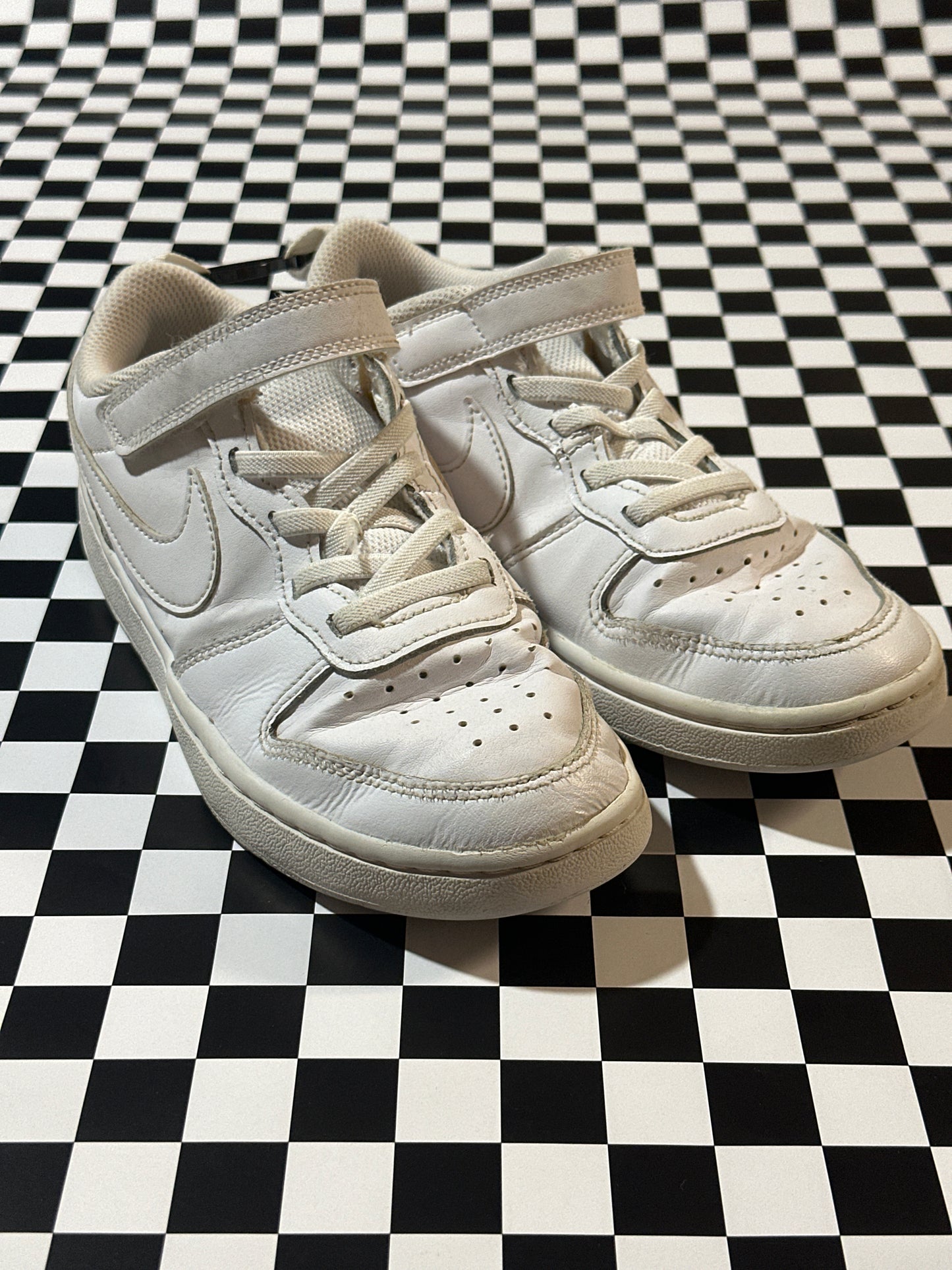 Nike kids Court Borough Low shoe size 3y