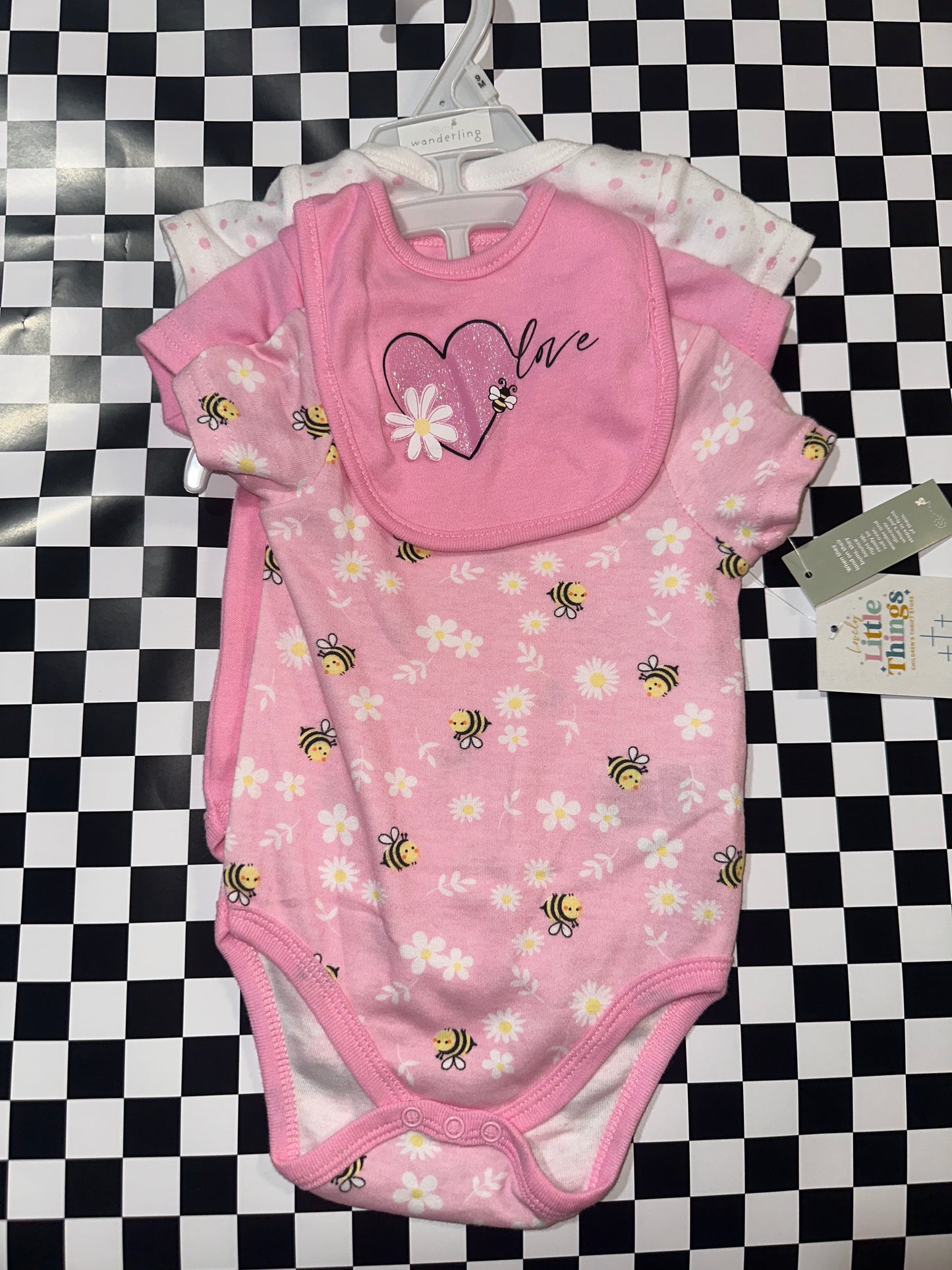 Wanderling girls 4pc set size 9 months NWT