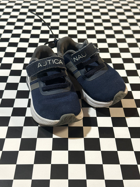 Nautical Kids shoe size 6
