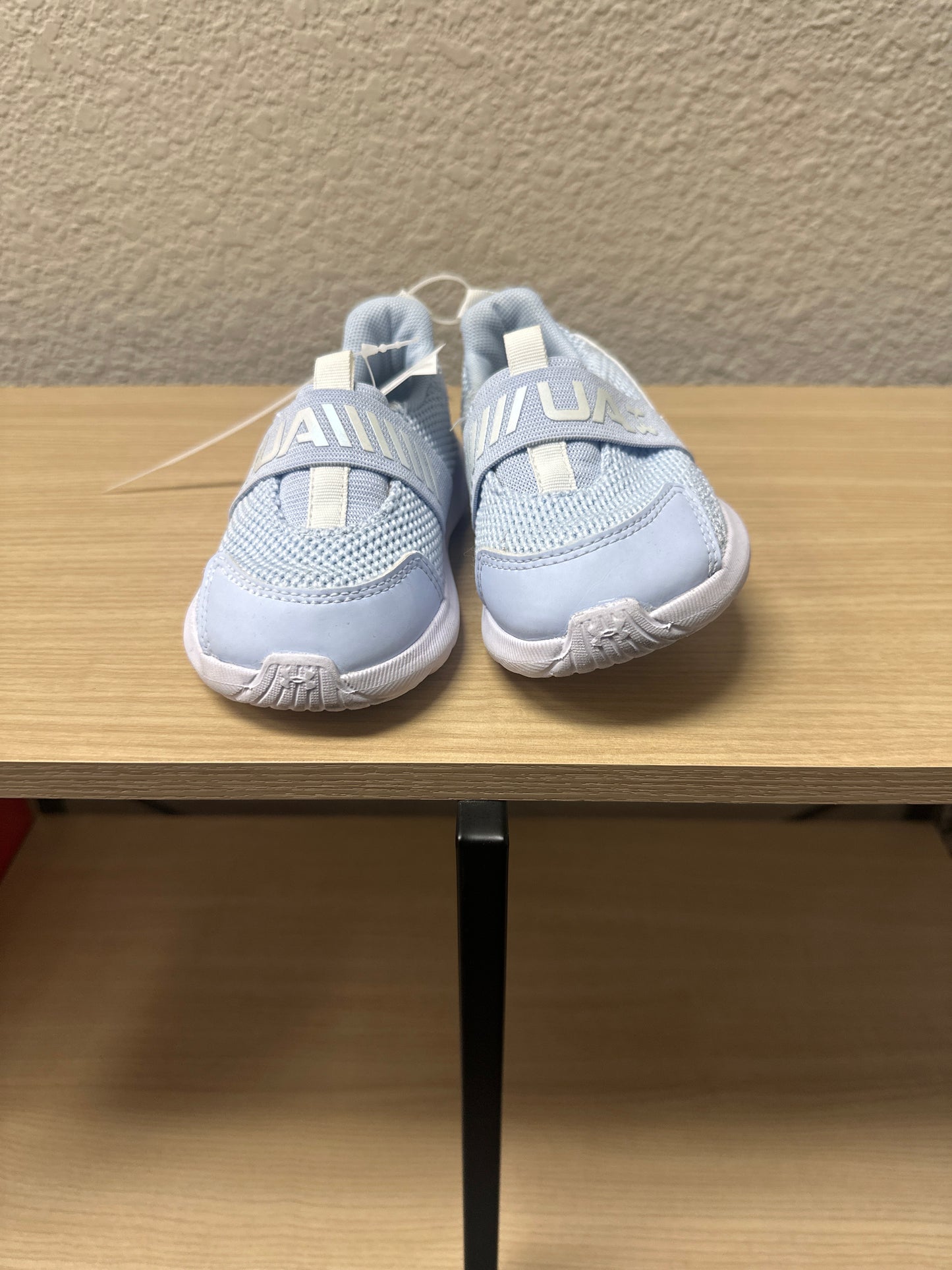 Under Armour Surge 3 Slip-On girls' shoes