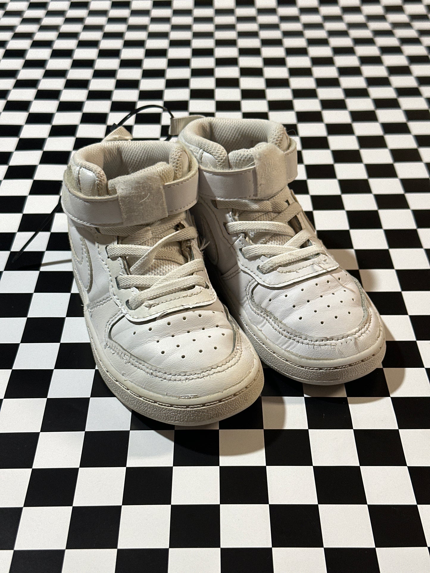 Nike Court Borough Mid 2 shoe size 10c